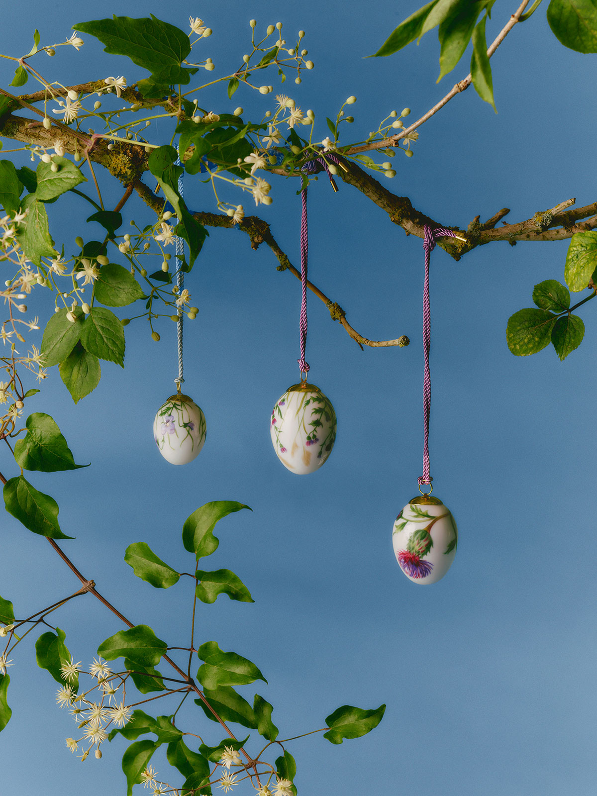 Royal Copenhagen Osterei Kleine Disteln 2026